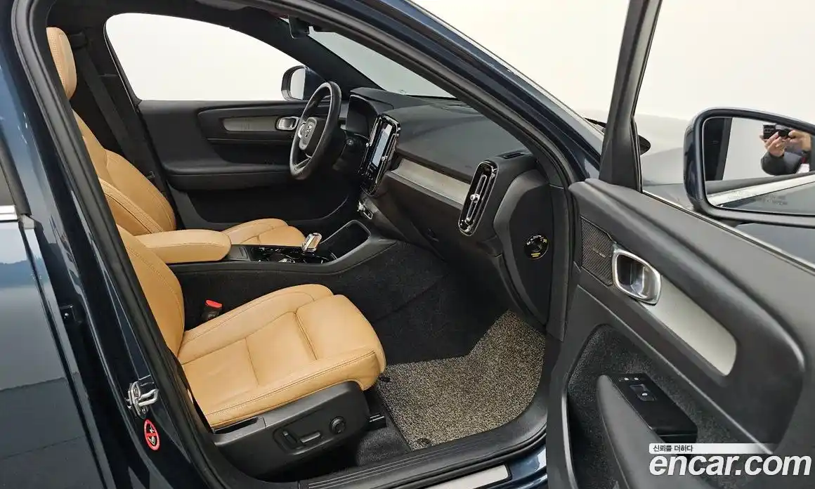 Volvo XC40 2021 2.0 гидро в Москве № 164494, фото 10