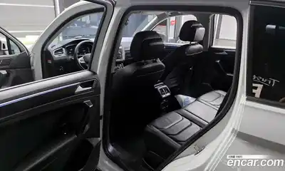 Volkswagen Tiguan 2023 2.0 гидро в Москве № 168604, миниатюра 12