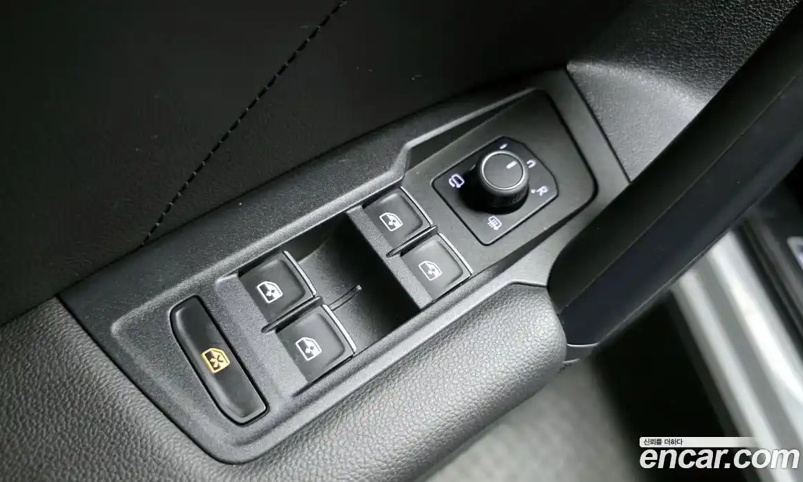 Volkswagen Tiguan 2023 2.0 гидро в Москве № 168604, фото 14