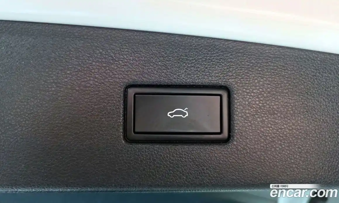 Volkswagen Tiguan 2023 2.0 гидро в Москве № 168604, фото 20