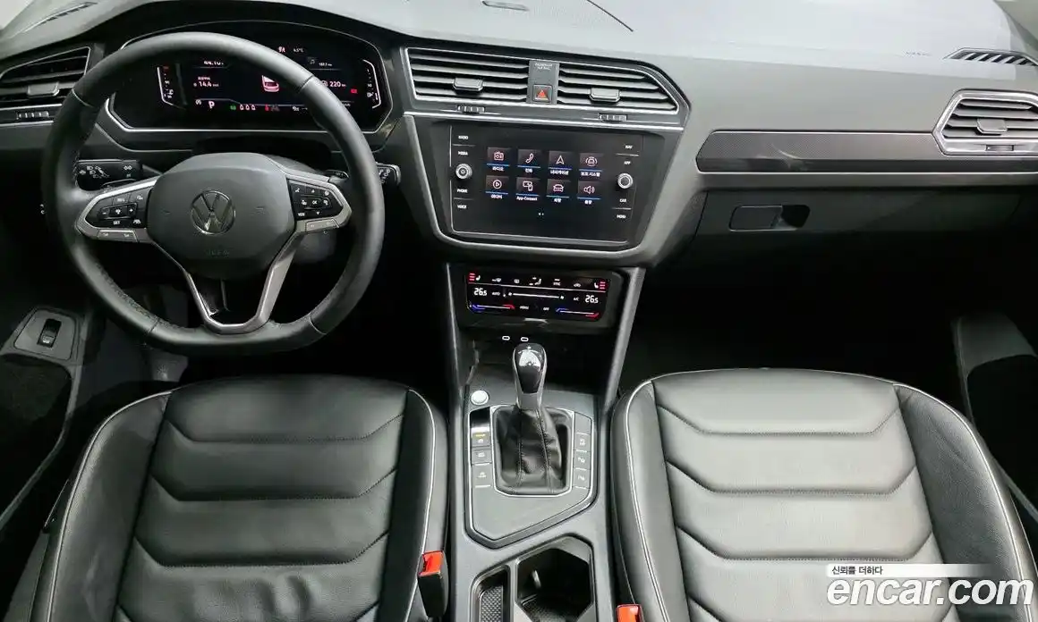 Volkswagen Tiguan 2023 2.0 гидро в Москве № 168604, фото 7