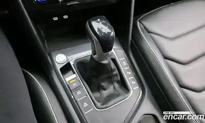 Volkswagen Tiguan 2023 2.0 гидро в Москве № 168604, миниатюра 9