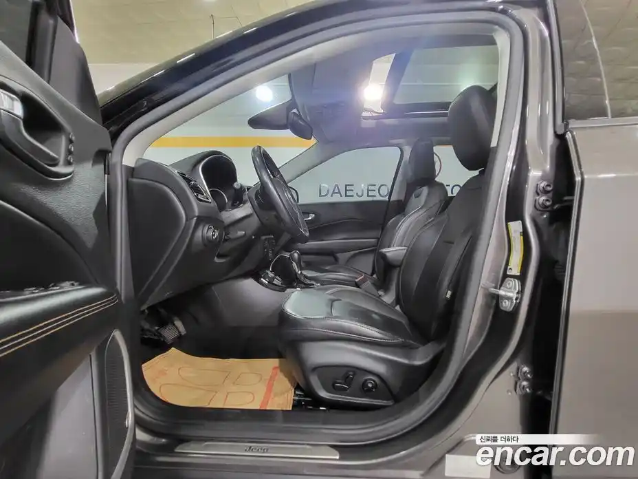 Jeep Compass 2020 2.4 гидро в Москве № 170008, фото 15