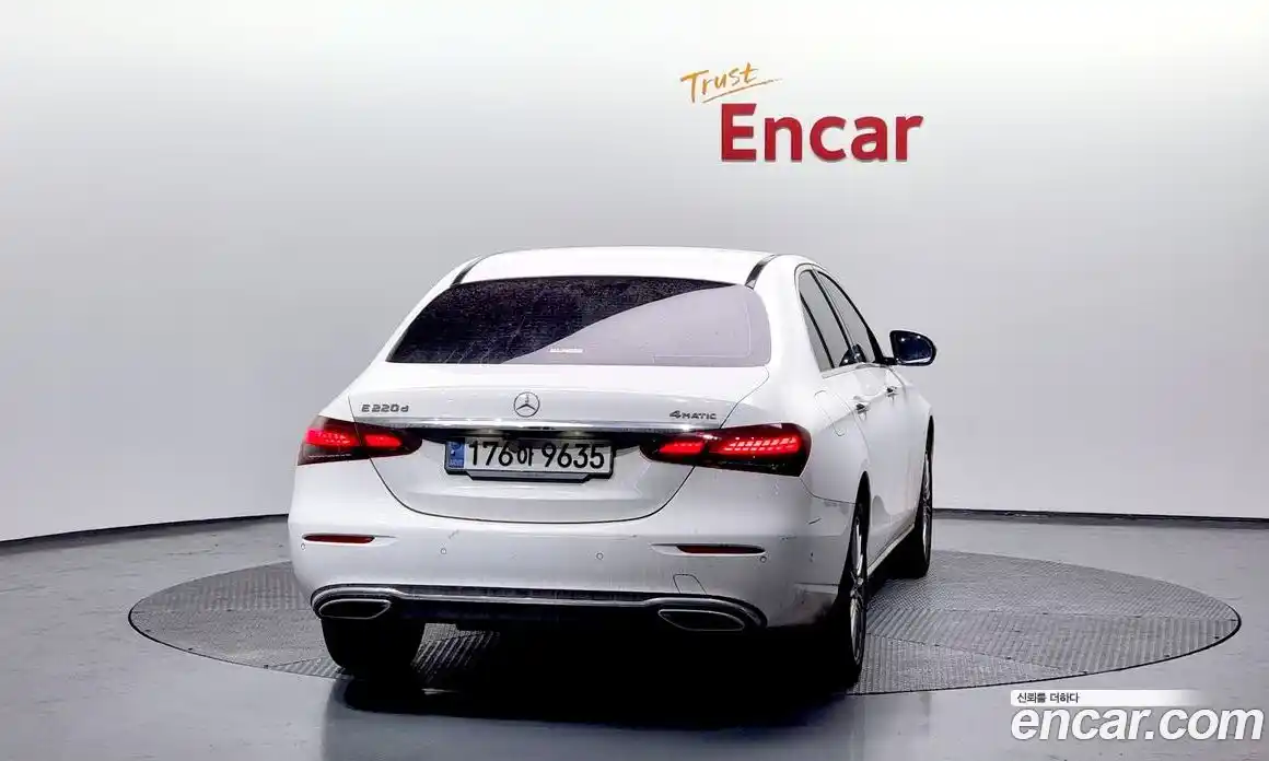 Mercedes-Benz E-Class 2023 1.9 гидро в Москве № 175479, фото 4