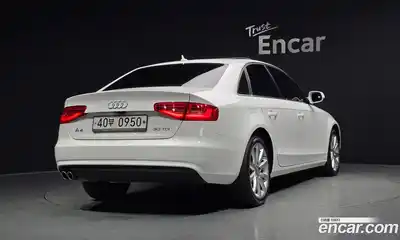 Audi A4 2015 2.0 гидро в Москве № 192331, миниатюра 2