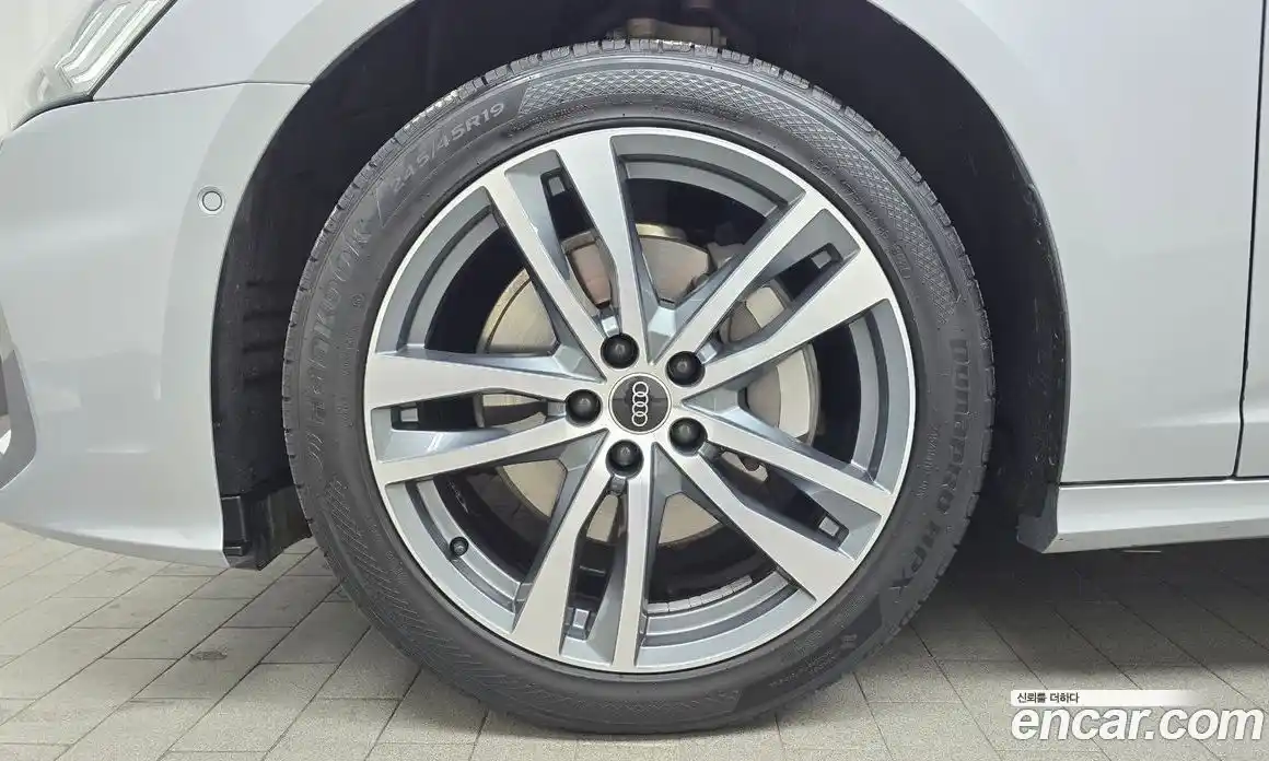 Audi A6 2023 2.0 гидро в Москве, фото 5