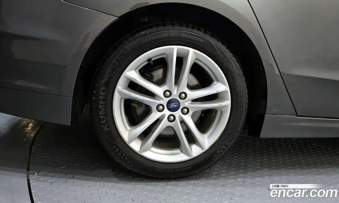 Ford Mondeo 2015 2.0 гидро в Москве № 250234, фото 5