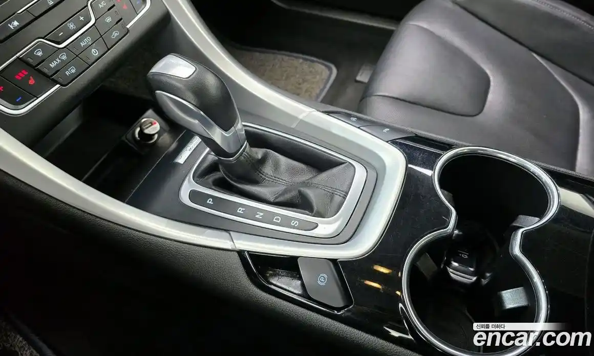 Ford Mondeo 2015 2.0 гидро в Москве № 250234, фото 9
