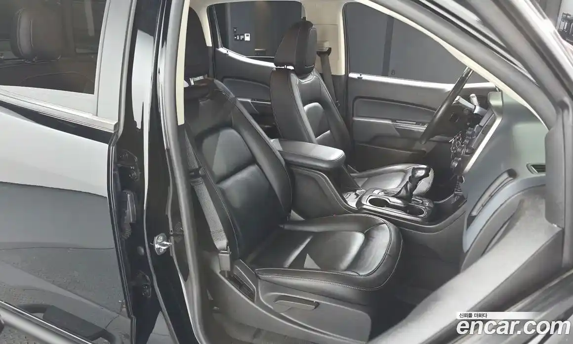 Chevrolet Colorado 2022 3.6 гидро в Москве № 41803, фото 9