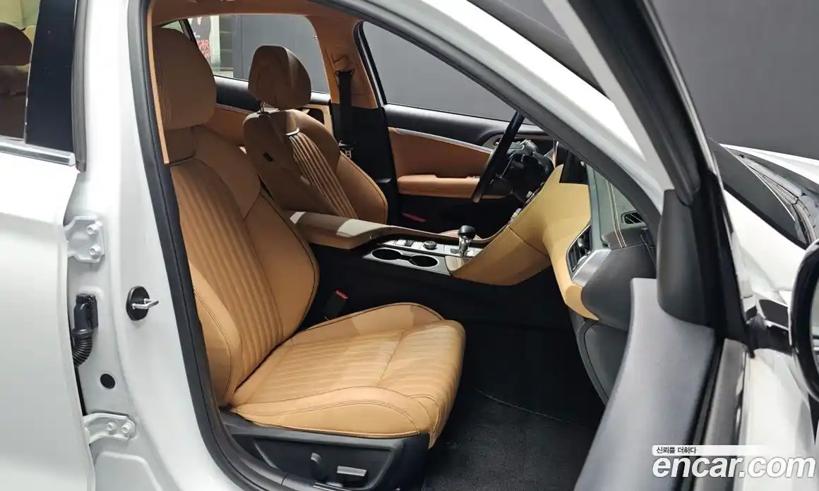 Genesis G70 2022 2.0 Автомат в Москве № 759153, фото 11