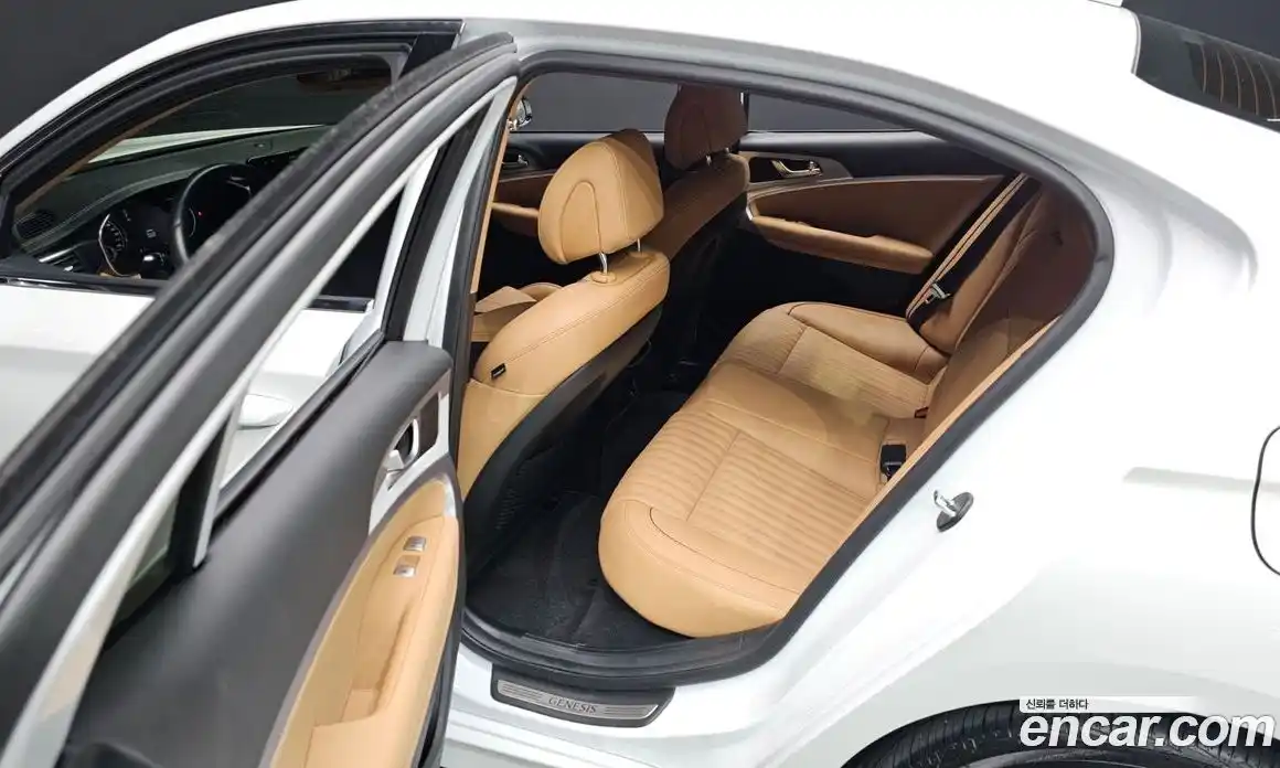 Genesis G70 2022 2.0 Автомат в Москве № 759153, фото 13