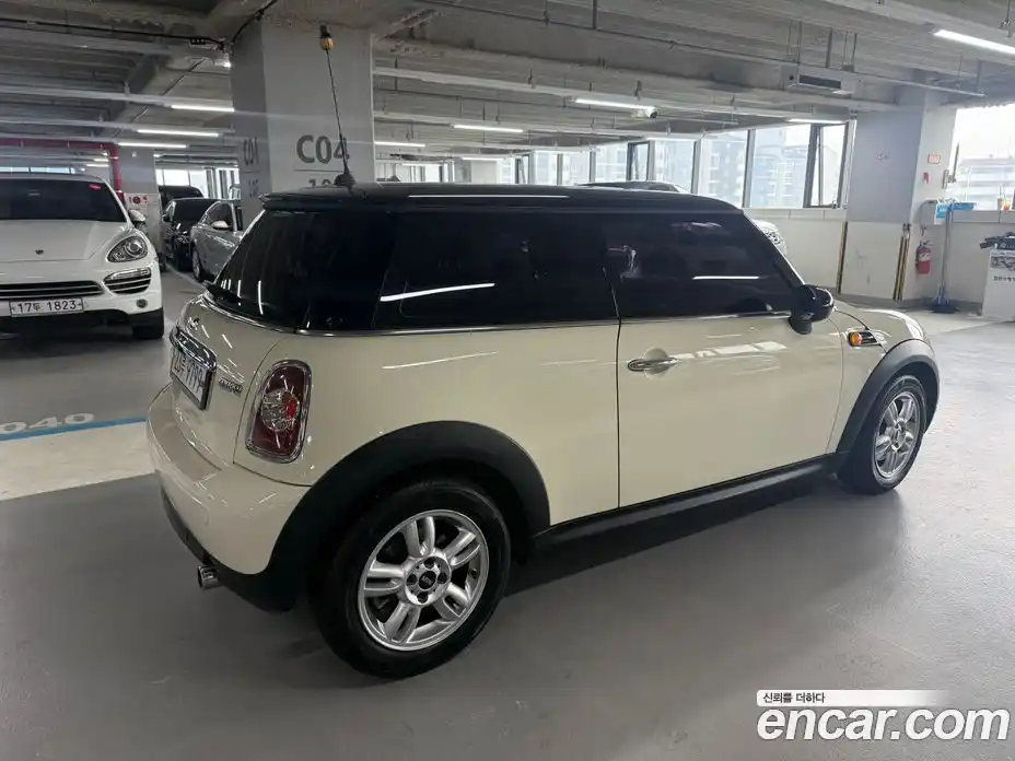 Mini Cooper 2013 1.6 гидро в Москве № 1197395, фото 4