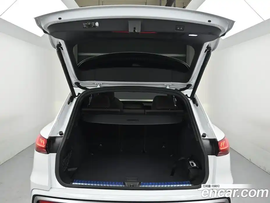 Audi Q5 2025 2.0 гидро в Москве № 1322577, фото 20