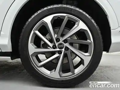 Audi Q5 2025 2.0 гидро в Москве № 1322577, миниатюра 5