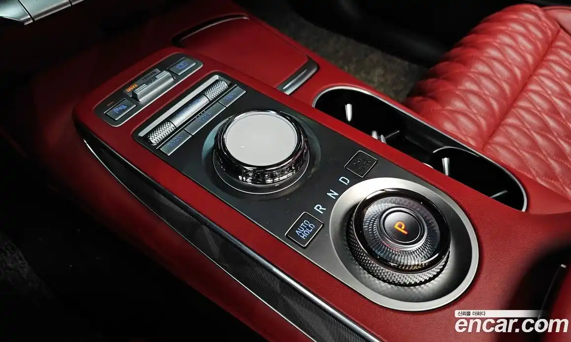 Genesis GV70 2021 2.5 гидро в Москве № 1399678, фото 9