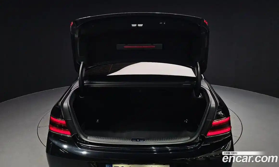 Genesis G90 2021 3.8 Классический в Москве № 1399755, фото 20