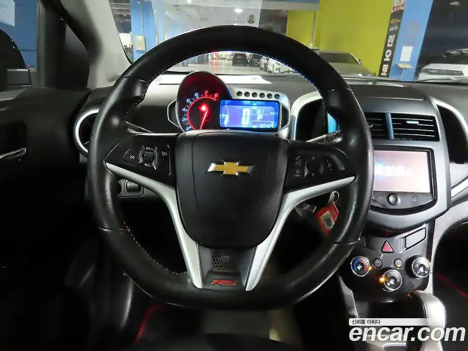 Chevrolet Aveo 2014 1.4 гидро в Москве № 1402015, фото 16