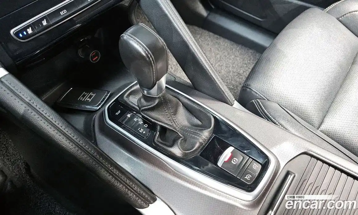 Renault QM6 2017 2.0 гидро в Москве № 1402884, фото 9