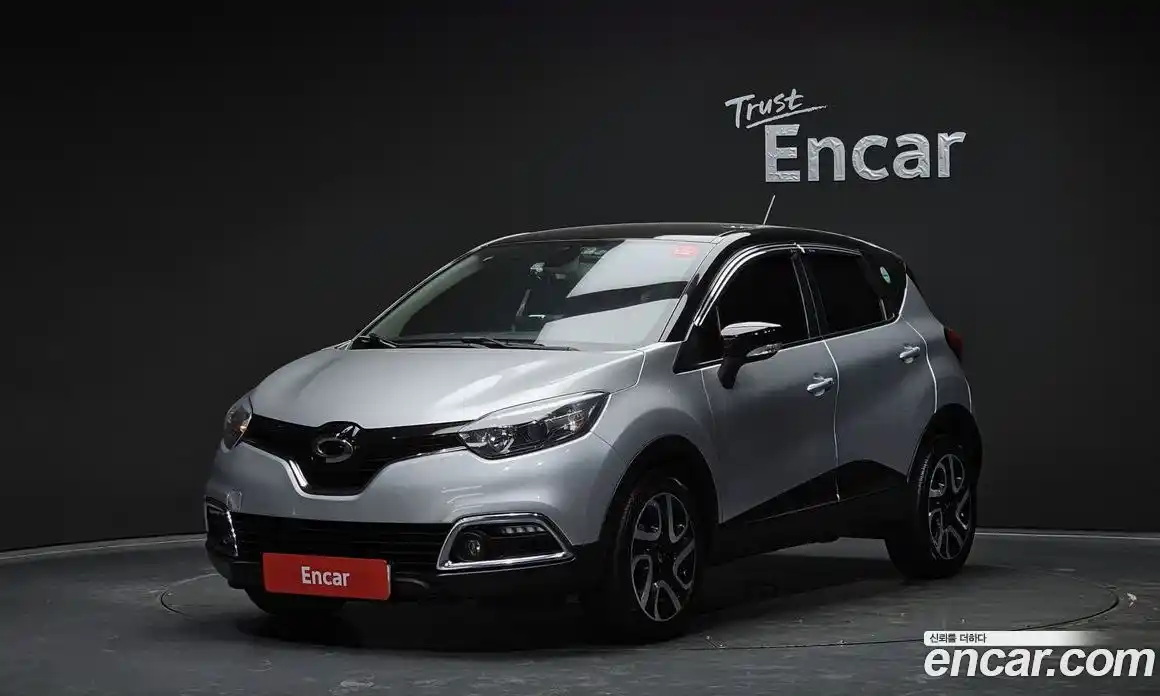 Renault QM3 2014 1.5 гидро в Москве № 1402935, фото 1