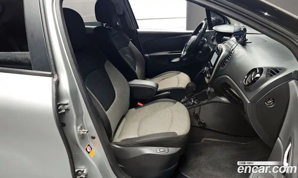 Renault QM3 2014 1.5 гидро в Москве № 1402935, фото 11