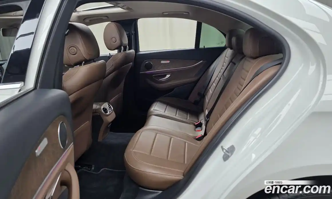 Mercedes-Benz E-Class 2017 2.0 гидро в Москве № 1403772, фото 12