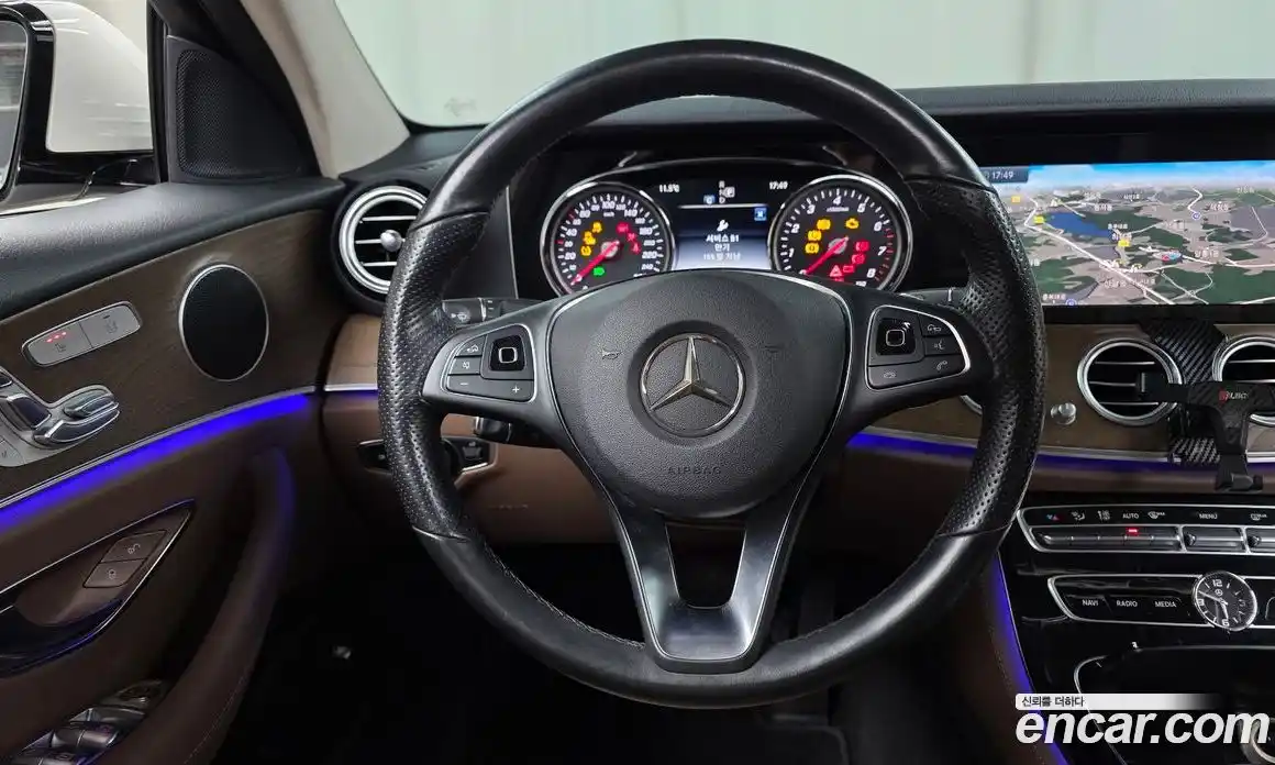 Mercedes-Benz E-Class 2017 2.0 гидро в Москве № 1403772, фото 13