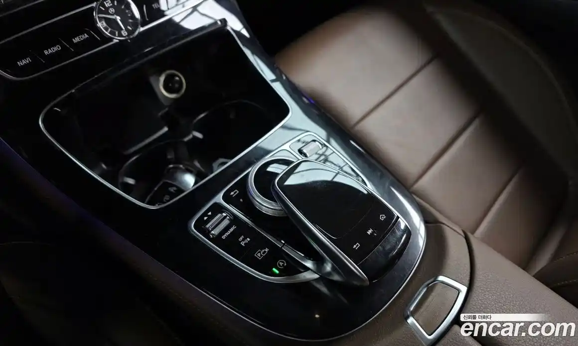 Mercedes-Benz E-Class 2017 2.0 гидро в Москве № 1403772, фото 17