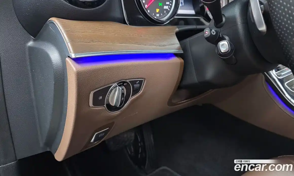 Mercedes-Benz E-Class 2017 2.0 гидро в Москве № 1403772, фото 18