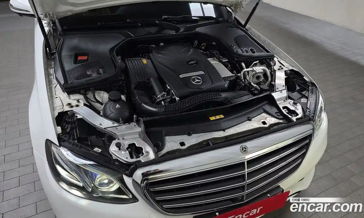 Mercedes-Benz E-Class 2017 2.0 гидро в Москве № 1403772, фото 6
