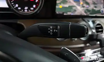 Mercedes-Benz E-Class 2017 2.0 гидро в Москве № 1403772, миниатюра 9