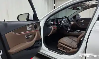 Mercedes-Benz E-Class 2017 2.0 гидро в Москве № 1403772, миниатюра 10