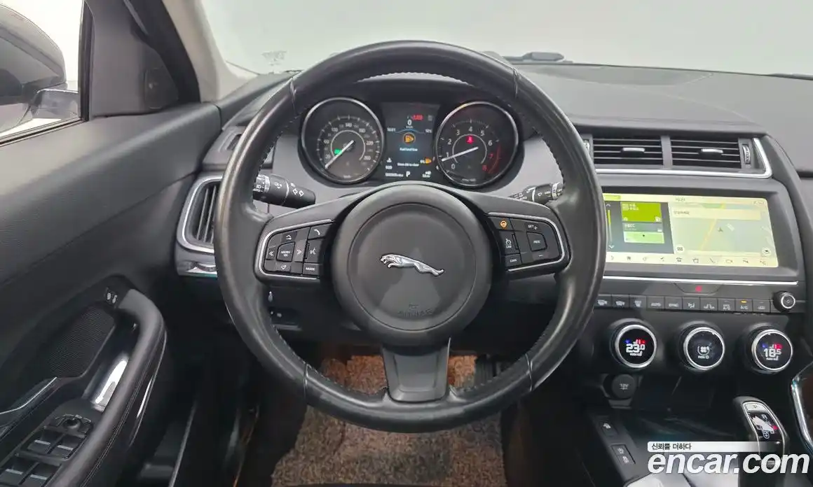 Jaguar E-Pace 2018 2.0 гидро в Москве № 1404108, фото 13
