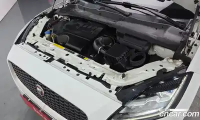 Jaguar E-Pace 2018 2.0 гидро в Москве № 1404108, миниатюра 6
