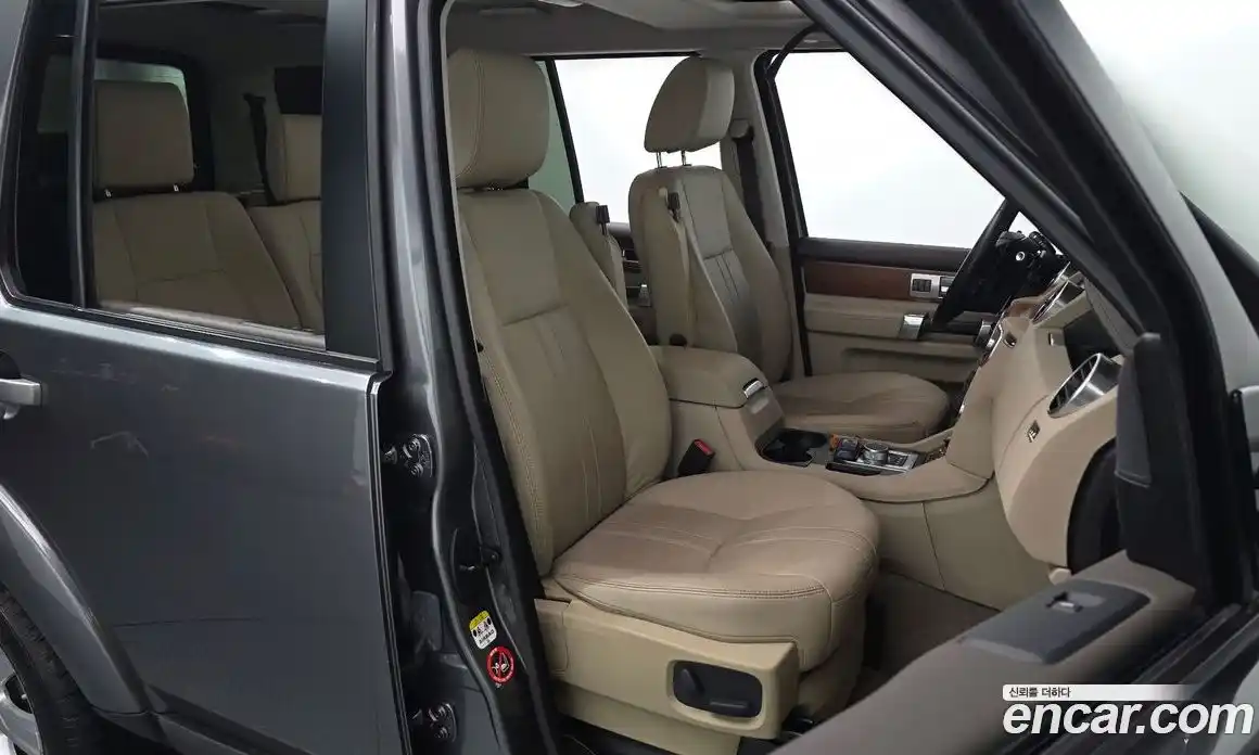 Land Rover Discovery 2015 3.0 гидро в Москве № 1405068, фото 12