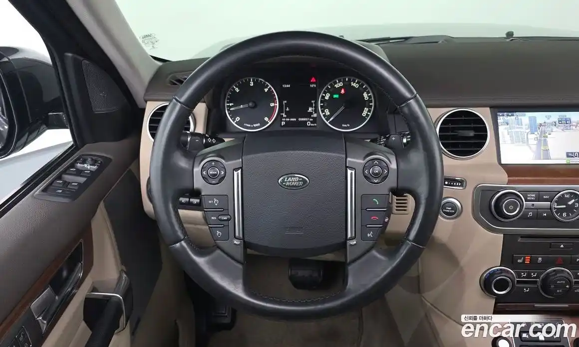 Land Rover Discovery 2015 3.0 гидро в Москве № 1405068, фото 14
