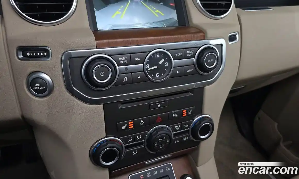 Land Rover Discovery 2015 3.0 гидро в Москве № 1405068, фото 17