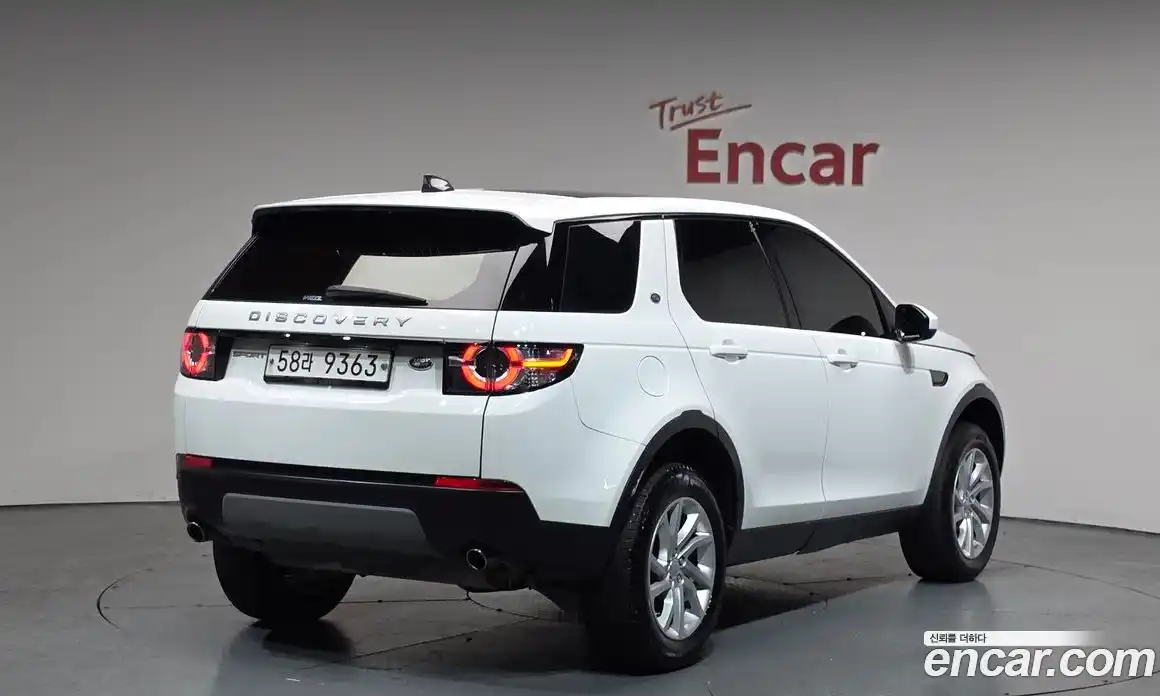 Land Rover Discovery Sport 2018 2.0 гидро в Москве № 1405165, фото 2
