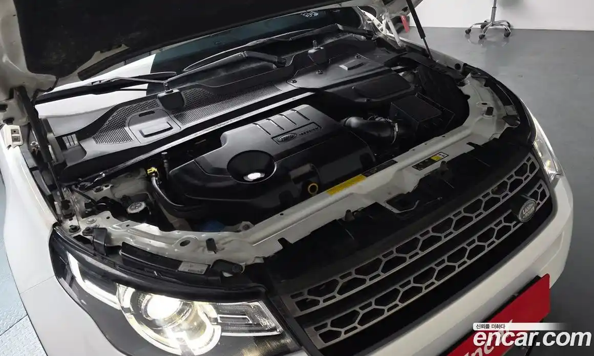Land Rover Discovery Sport 2018 2.0 гидро в Москве № 1405165, фото 6
