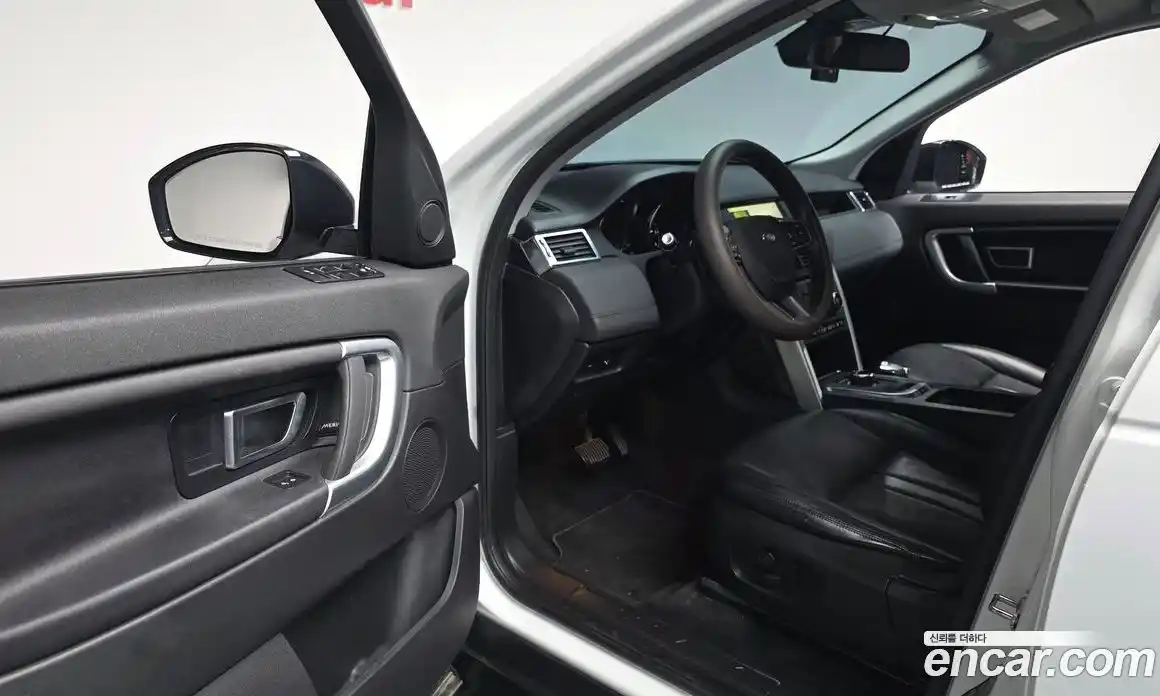 Land Rover Discovery Sport 2018 2.0 гидро в Москве № 1405165, фото 10