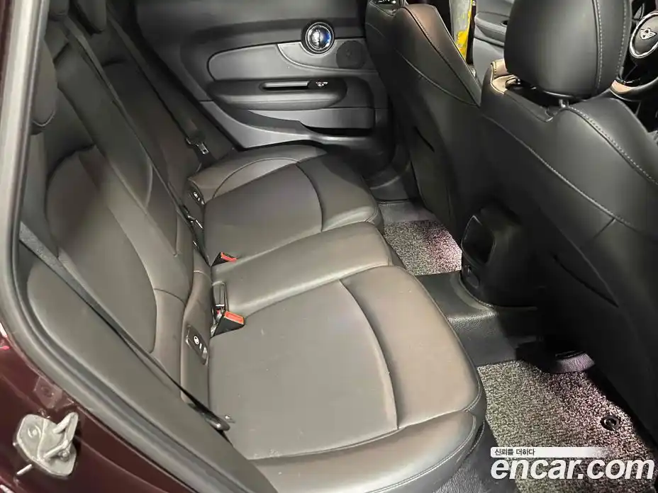 Mini Clubman 2018 1.5 гидро в Москве № 1405329, фото 16
