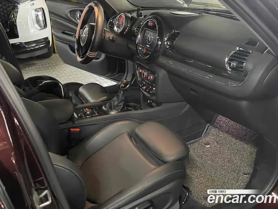 Mini Clubman 2018 1.5 гидро в Москве № 1405329, фото 17