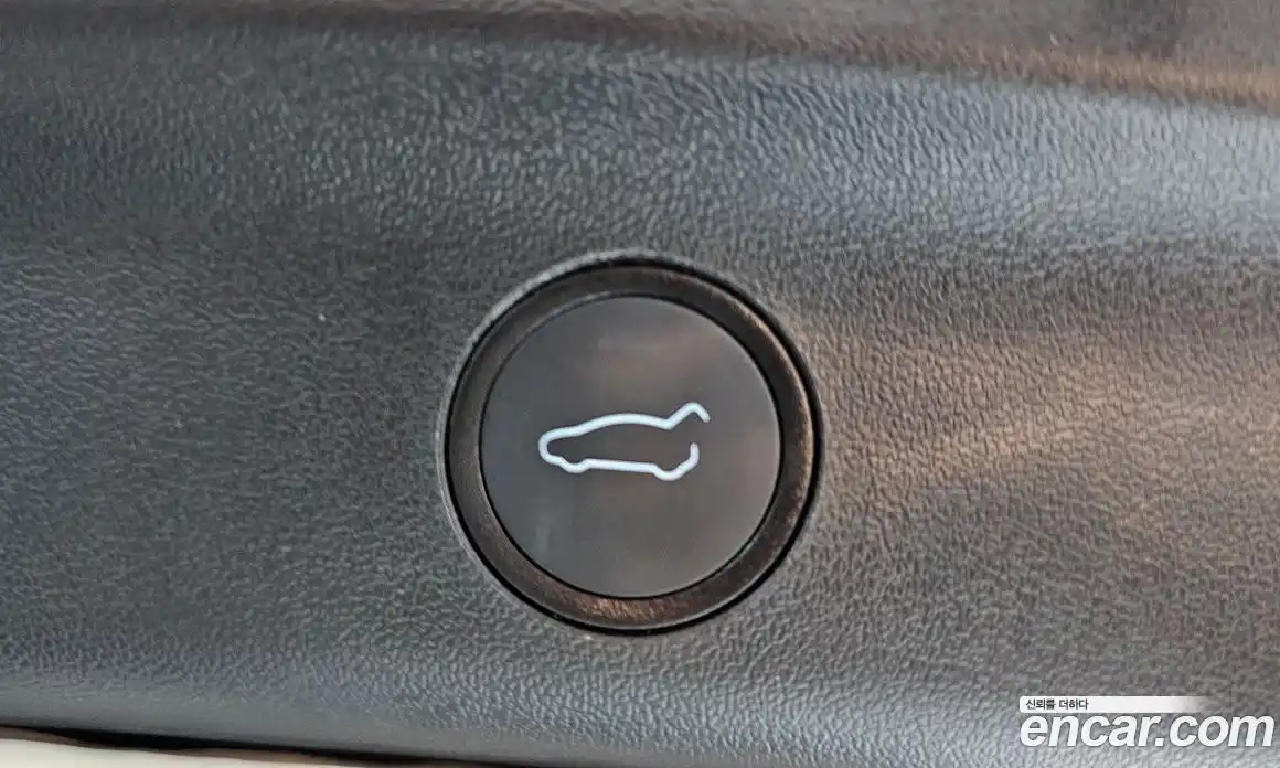 Tesla Model Y 2023 0.2 гидро в Москве № 1405375, фото 20