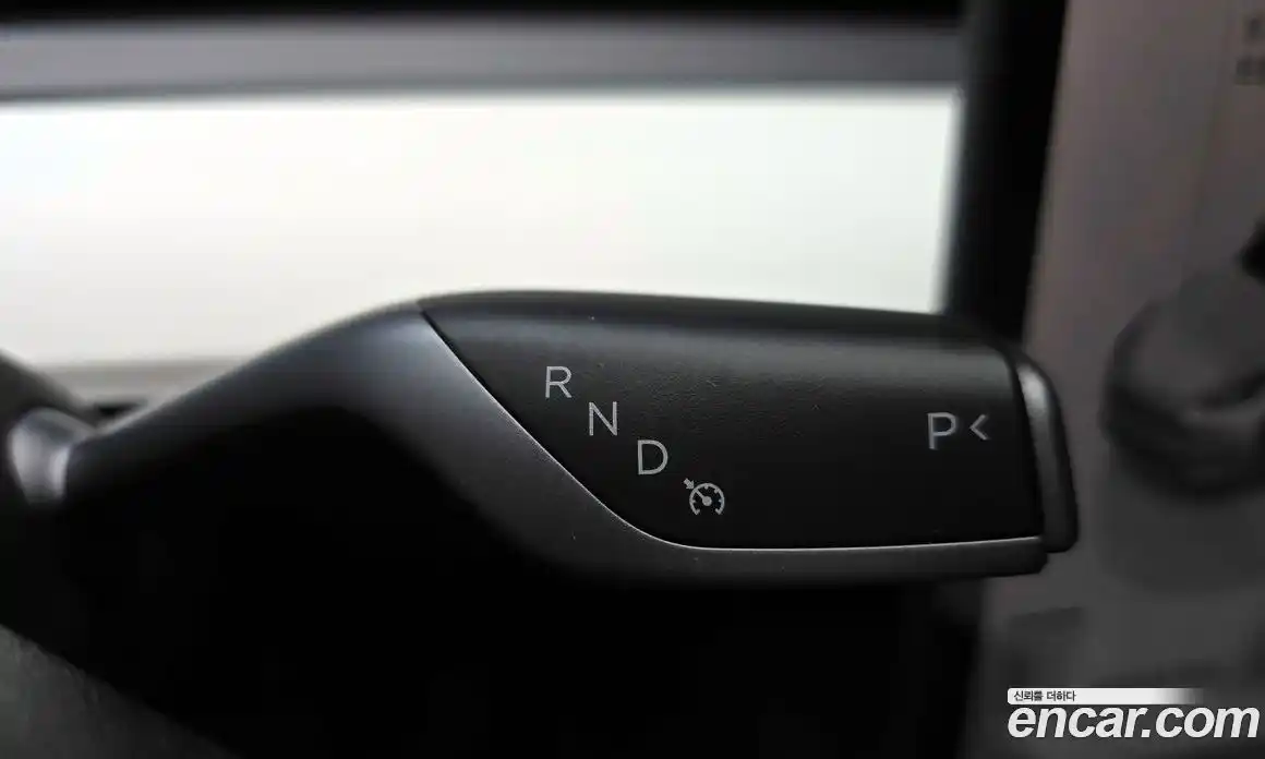 Tesla Model Y 2023 0.2 гидро в Москве № 1405375, фото 9