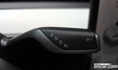 Tesla Model Y 2023 0.2 гидро в Москве № 1405375, миниатюра 9