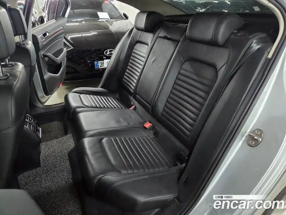 Volkswagen Passat 2018 2.0 гидро в Москве № 1405735, фото 11
