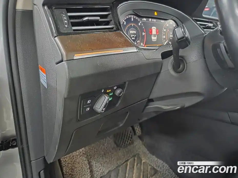 Volkswagen Passat 2018 2.0 гидро в Москве № 1405735, фото 15