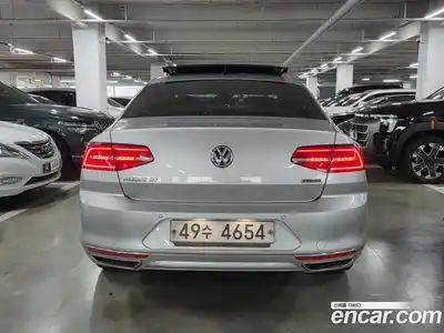 Volkswagen Passat 2018 2.0 гидро в Москве № 1405735, миниатюра 3