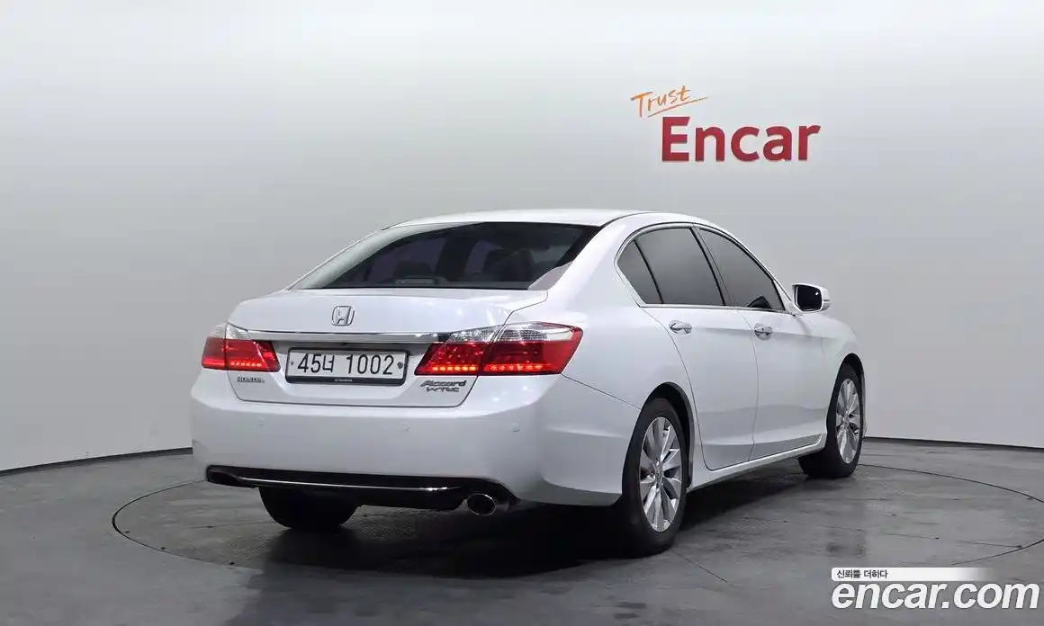 Honda Accord 2014 2.4 гидро в Москве № 1406098, фото 2