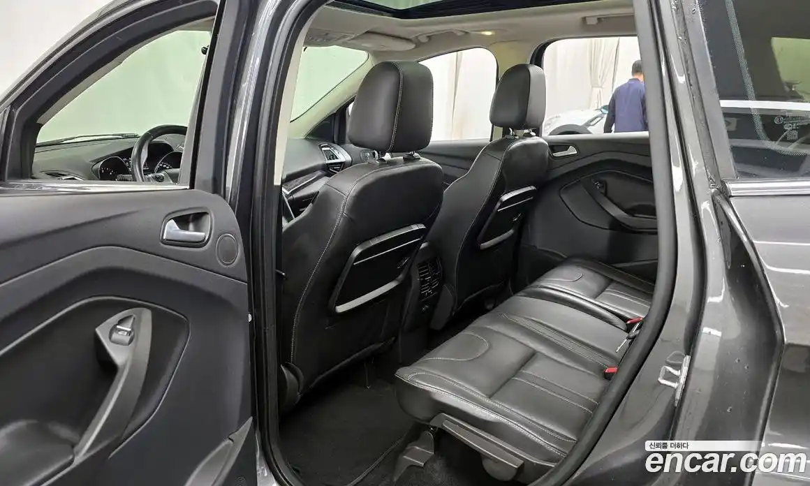 Ford Kuga 2016 2.0 гидро в Москве № 1406205, фото 11