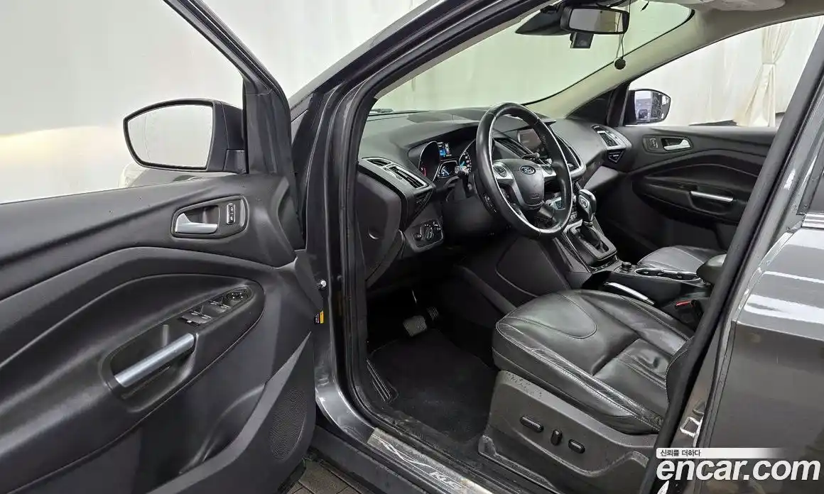 Ford Kuga 2016 2.0 гидро в Москве № 1406205, фото 10